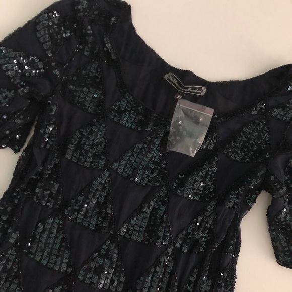 New! What goes around comes around XS navy beaded - Picture 2 of 4